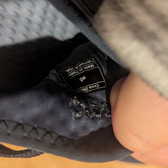 CROCs LiteRide Pacer Women's Lace Up Sneakers Navy Size 5-New - Picture 7 of 8